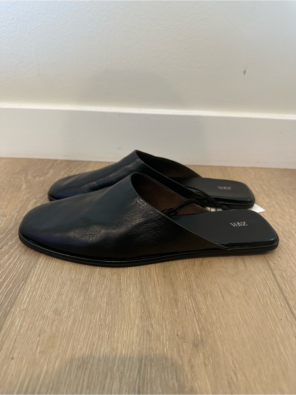 Zara Black Leather Mules - Picture 1 of 6